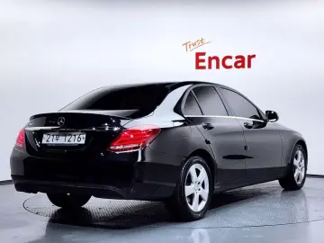2017 Mercedes-Benz C-Класс с пробегом 66 883 км