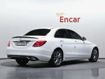 2017 Mercedes-Benz C-Класс с пробегом 120 554 км