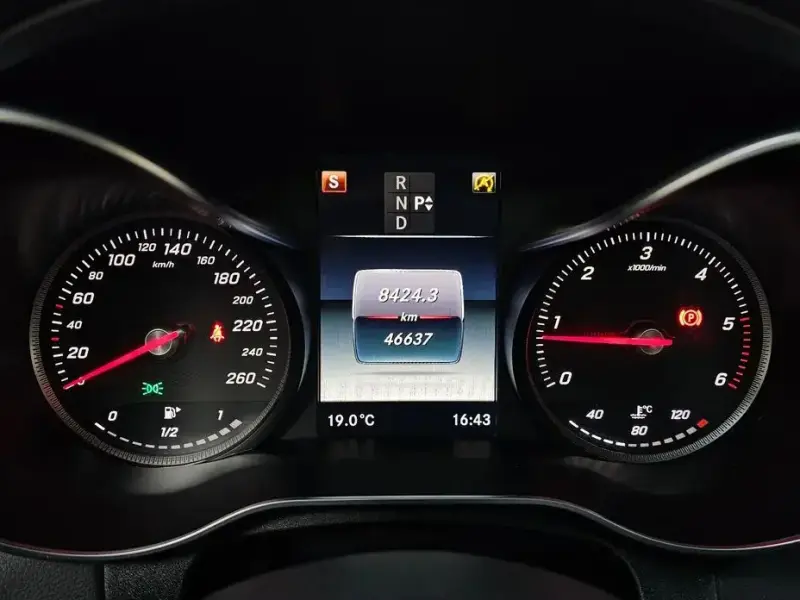 2016 Mercedes-Benz C-Класс с пробегом 46 637 км