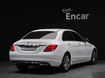 2016 Mercedes-Benz C-Класс с пробегом 157 762 км