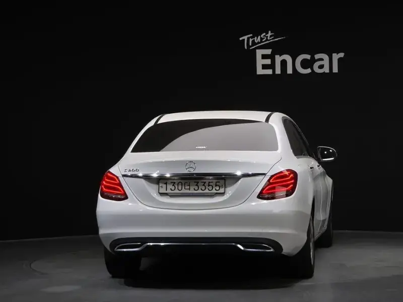 2016 Mercedes-Benz C-Класс с пробегом 157 762 км