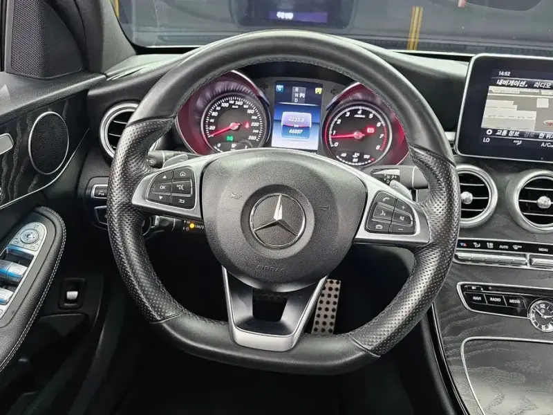 2017 Mercedes-Benz C-Класс с пробегом 66 857 км