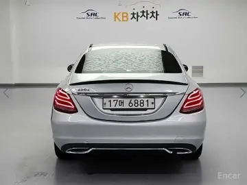 2017 Mercedes-Benz C-Класс с пробегом 295 399 км