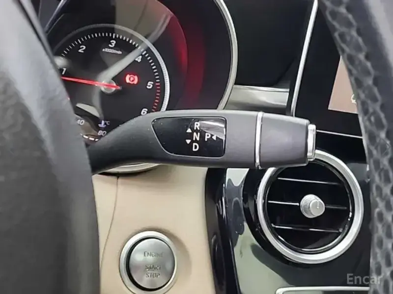 2017 Mercedes-Benz C-Класс с пробегом 295 399 км