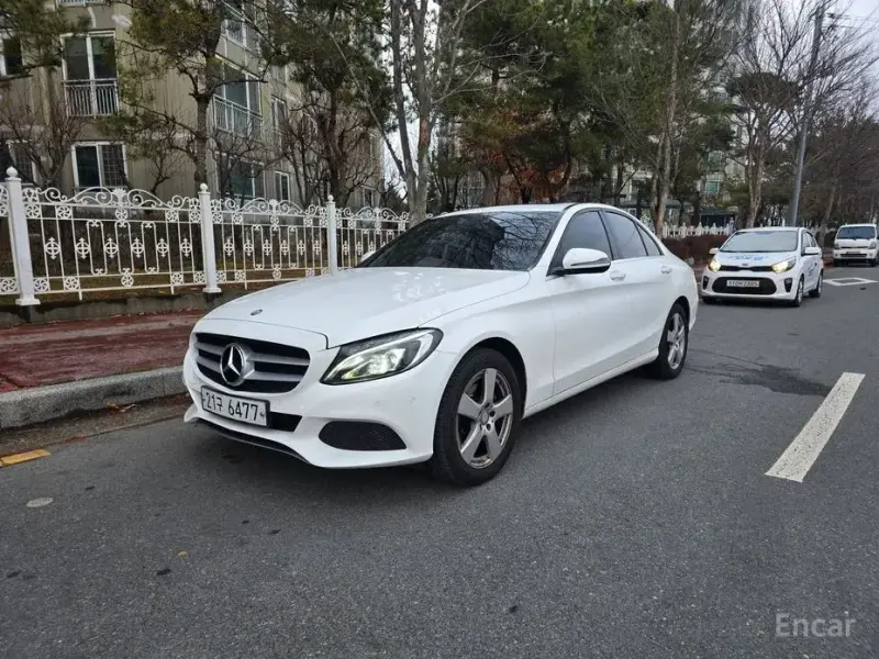 2017 Mercedes-Benz C-Класс с пробегом 92 760 км