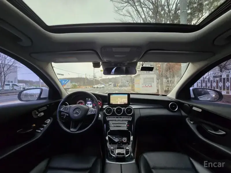 2017 Mercedes-Benz C-Класс с пробегом 92 760 км