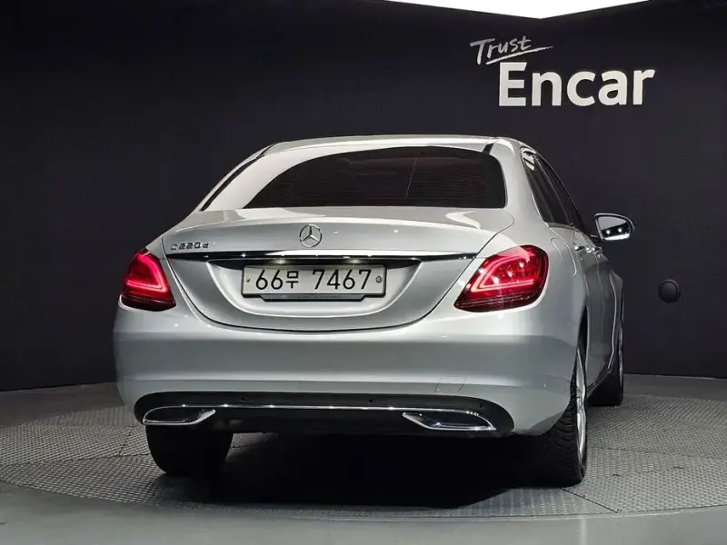 2019 Mercedes-Benz C-Класс с пробегом 105 688 км