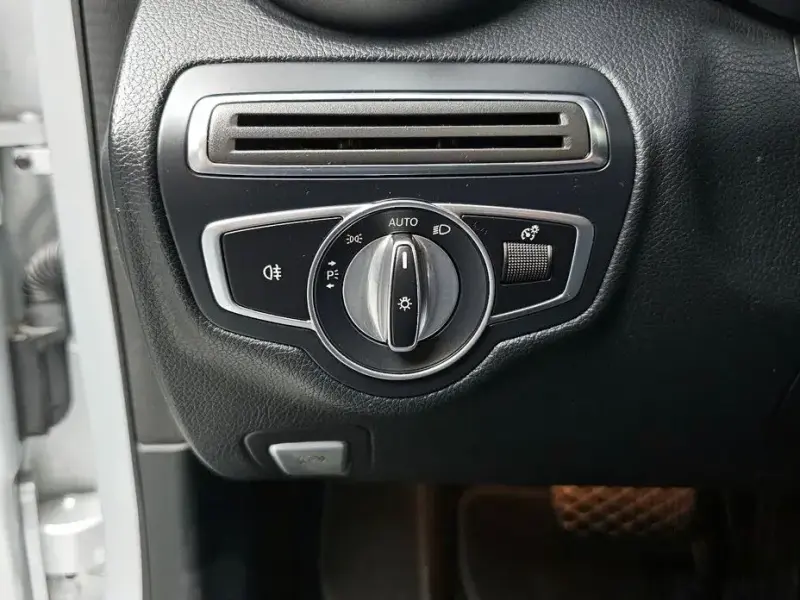 2019 Mercedes-Benz C-Класс с пробегом 105 688 км