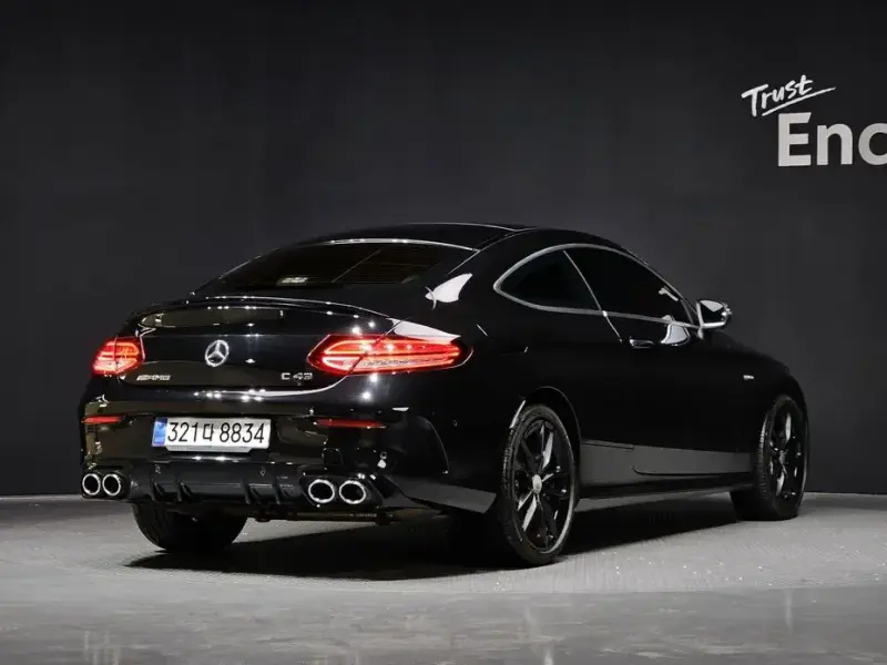 2021 Mercedes-Benz C-Класс с пробегом 69 641 км