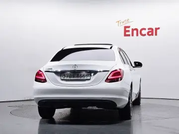 2020 Mercedes-Benz C-Класс с пробегом 69 743 км