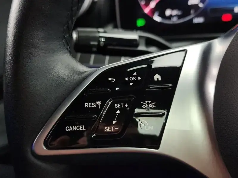 2022 Mercedes-Benz C-Класс с пробегом 23 771 км
