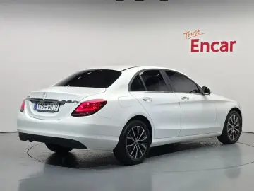 2020 Mercedes-Benz C-Класс с пробегом 75 933 км