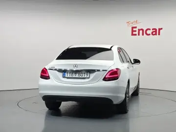 2020 Mercedes-Benz C-Класс с пробегом 75 933 км