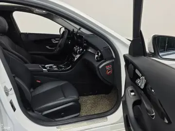 2020 Mercedes-Benz C-Класс с пробегом 75 933 км