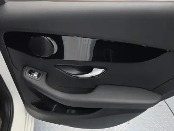 2020 Mercedes-Benz C-Класс с пробегом 75 933 км