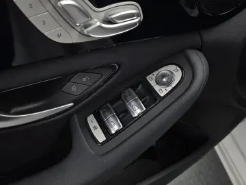 2020 Mercedes-Benz C-Класс с пробегом 75 933 км