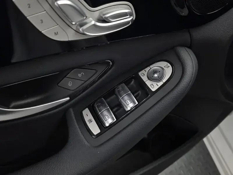 2020 Mercedes-Benz C-Класс с пробегом 75 933 км