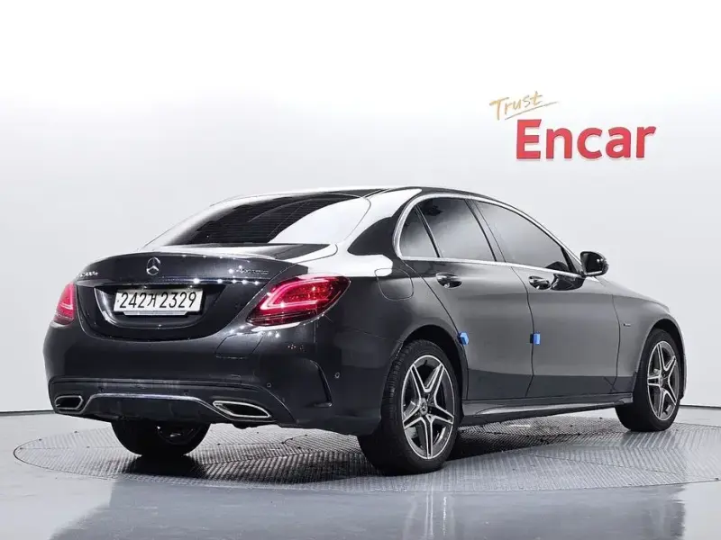 2020 Mercedes-Benz C-Класс с пробегом 51 053 км