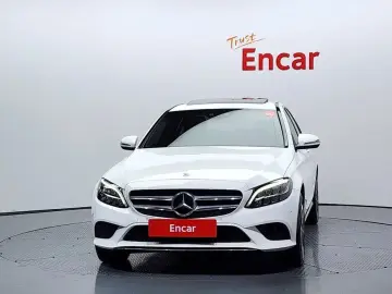 2020 Mercedes-Benz C-Класс с пробегом 52 728 км