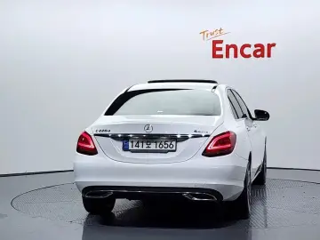 2020 Mercedes-Benz C-Класс с пробегом 52 728 км