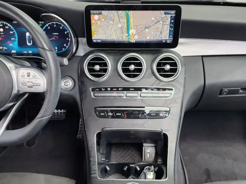 2021 Mercedes-Benz C-Класс с пробегом 27 590 км