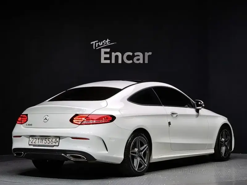 2020 Mercedes-Benz C-Класс с пробегом 101 950 км