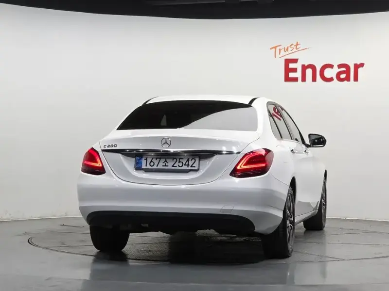 2020 Mercedes-Benz C-Класс с пробегом 58 619 км