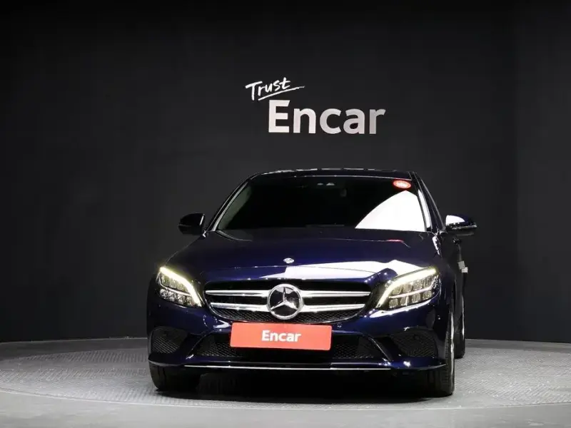 2019 Mercedes-Benz C-Класс с пробегом 23 372 км