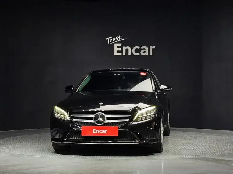 2020 Mercedes-Benz C-Класс с пробегом 92 775 км