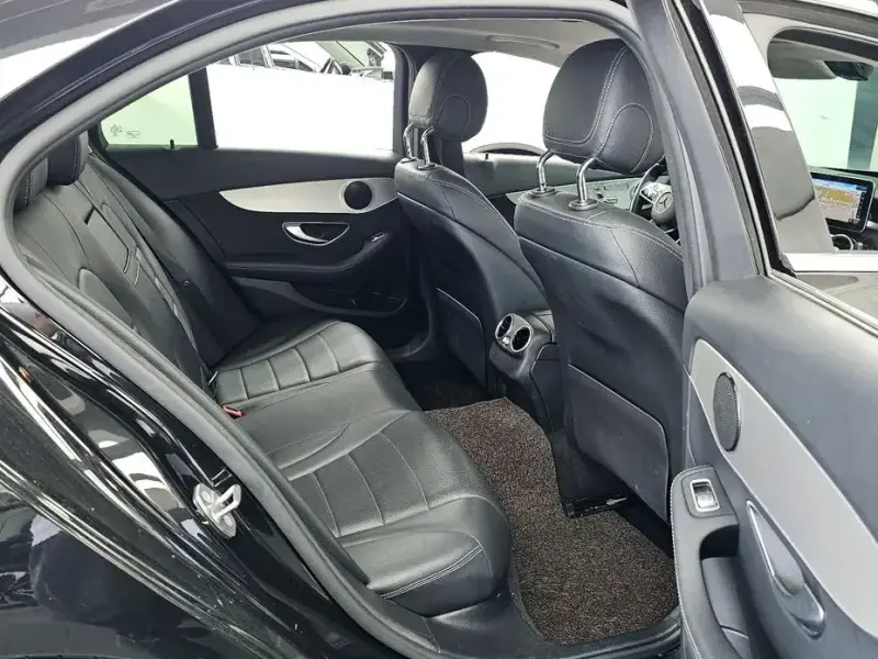 2020 Mercedes-Benz C-Класс с пробегом 92 775 км