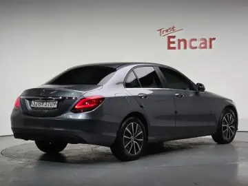 2019 Mercedes-Benz C-Класс с пробегом 56 228 км