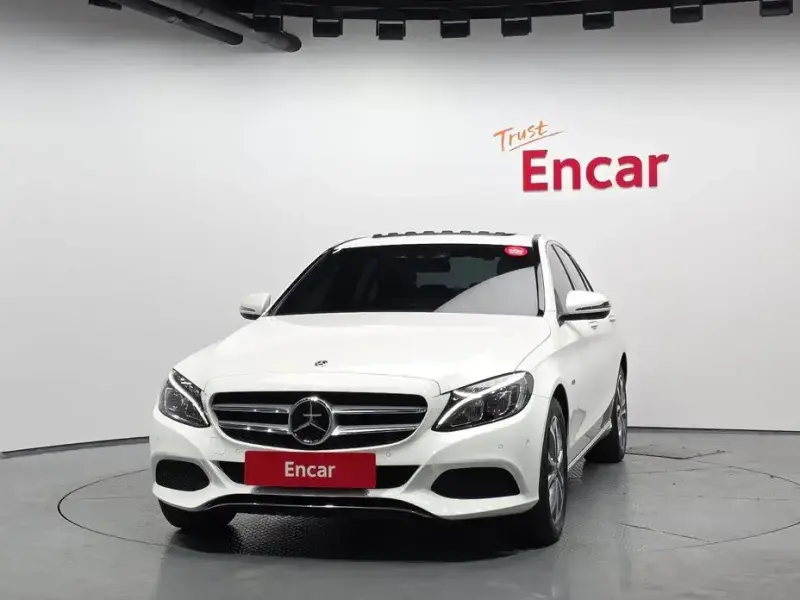 2018 Mercedes-Benz C-Класс с пробегом 65 781 км