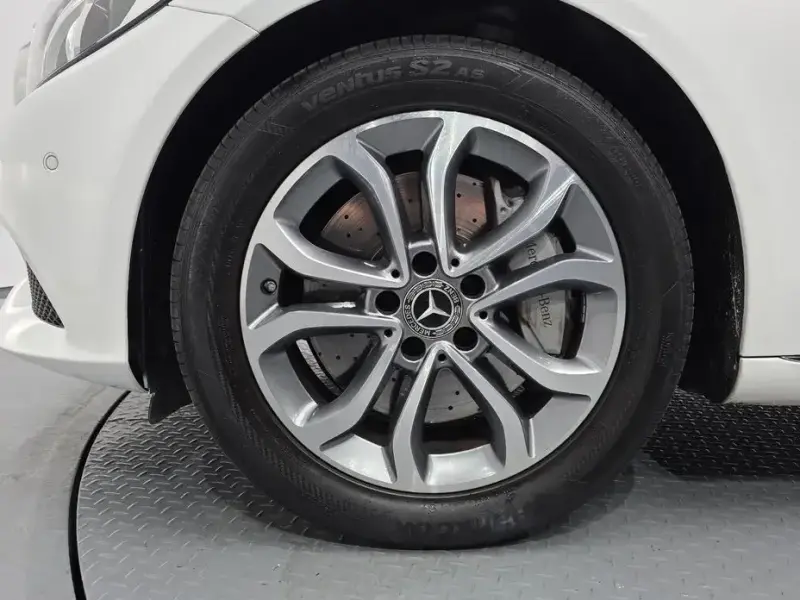 2018 Mercedes-Benz C-Класс с пробегом 65 781 км