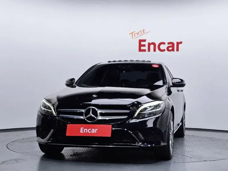 2020 Mercedes-Benz C-Класс с пробегом 63 377 км