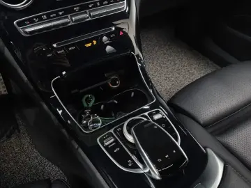 2018 Mercedes-Benz C-Класс с пробегом 65 781 км
