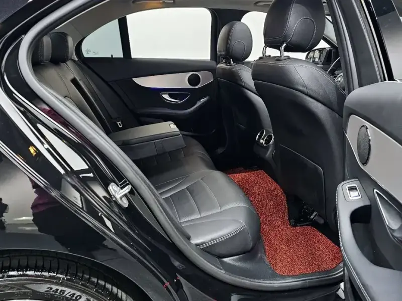 2020 Mercedes-Benz C-Класс с пробегом 63 377 км
