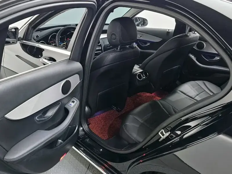 2020 Mercedes-Benz C-Класс с пробегом 63 377 км