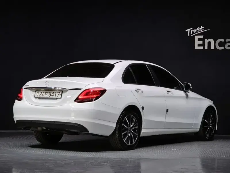 2020 Mercedes-Benz C-Класс с пробегом 74 695 км