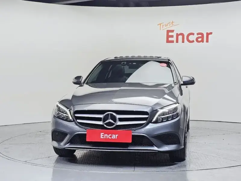 2020 Mercedes-Benz C-Класс с пробегом 33 237 км