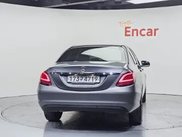 2020 Mercedes-Benz C-Класс с пробегом 33 237 км
