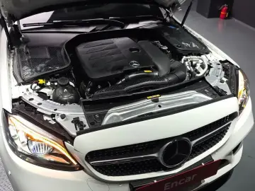 2023 Mercedes-Benz C-Класс с пробегом 19 820 км