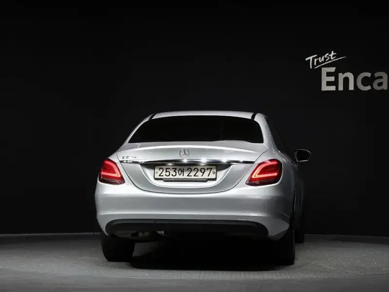 2019 Mercedes-Benz C-Класс с пробегом 72 705 км