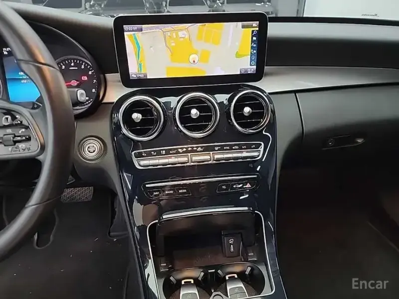 2019 Mercedes-Benz C-Класс с пробегом 65 809 км
