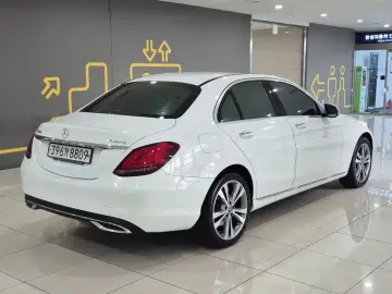 2020 Mercedes-Benz C-Класс с пробегом 70 750 км