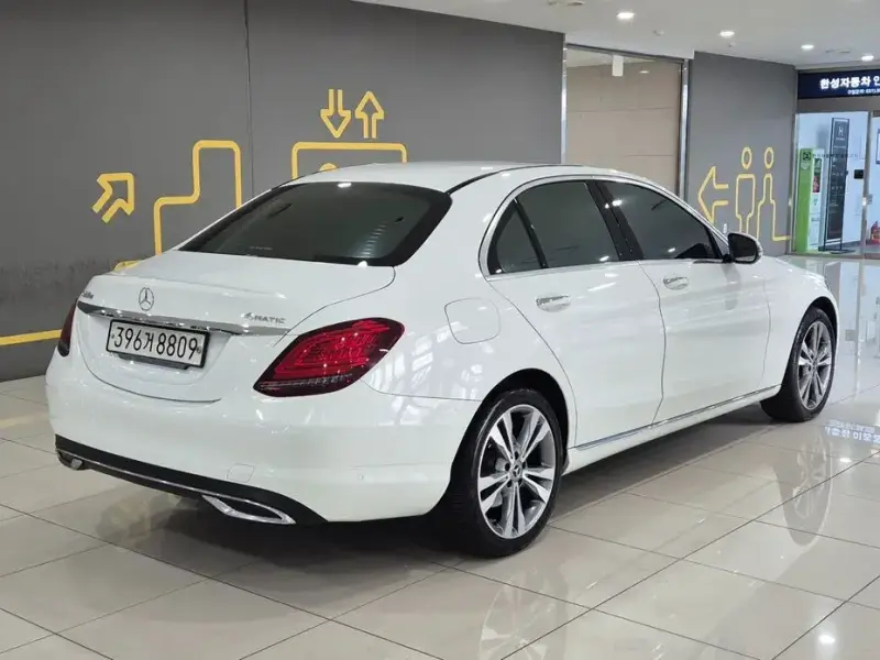2020 Mercedes-Benz C-Класс с пробегом 70 750 км