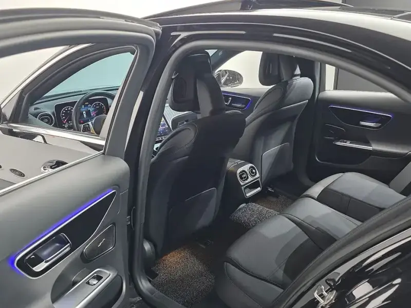 2024 Mercedes-Benz C-Класс с пробегом 28 367 км