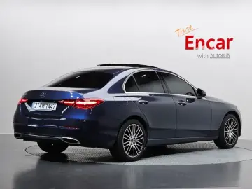 2025 Mercedes-Benz C-Класс с пробегом 8 192 км
