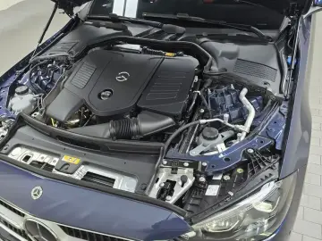 2025 Mercedes-Benz C-Класс с пробегом 8 192 км