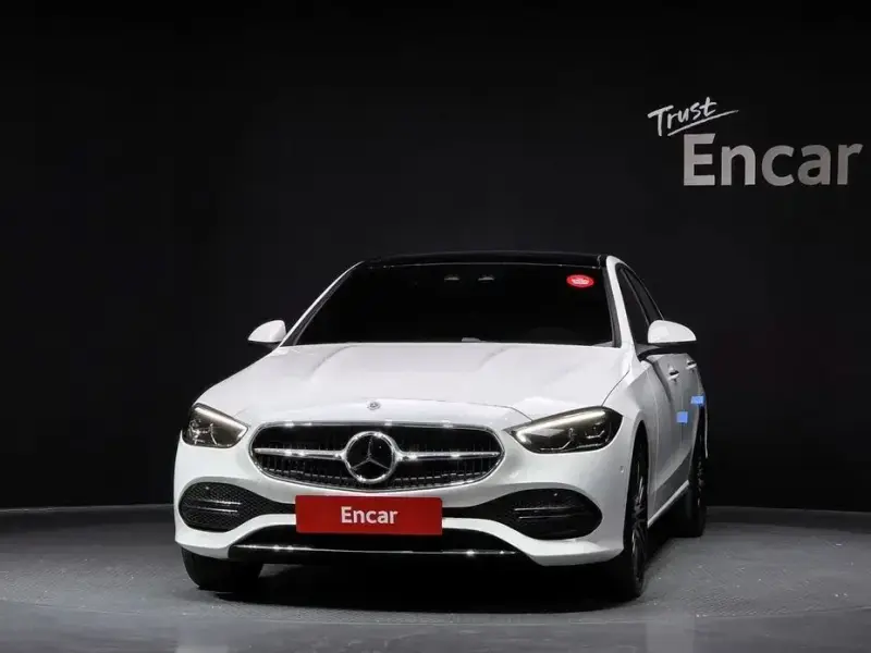 2025 Mercedes-Benz C-Класс с пробегом 2 013 км
