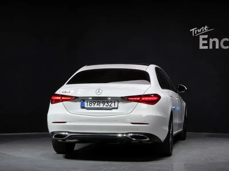 2025 Mercedes-Benz C-Класс с пробегом 2 013 км
